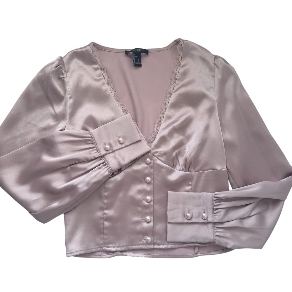 Forever 21 Satin Blouse Women Small Mauve Pink Lace V-Neck Pearl Button Crop Top